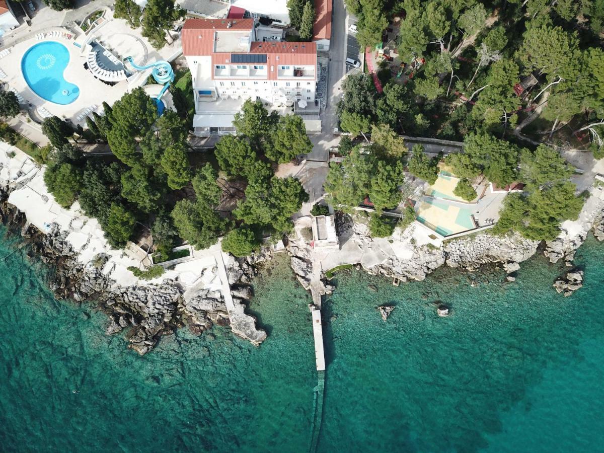 Sesar Apartments Krk - No. 1 Iva Krk Town Luaran gambar