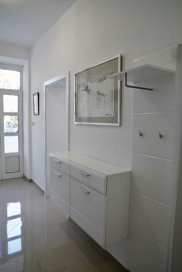 Sesar Apartments Krk - No. 1 Iva Krk Town Luaran gambar